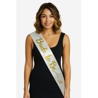 Beyaz Saten Üzerine El Yazısı İtalik Altın Bride To Be Kuşağı 10 cm Genişlik